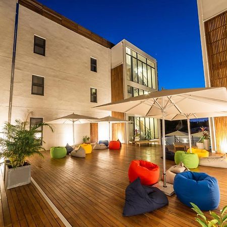 One Bay Residence - Apartment 12 - Apartment In Pereybere Pereybere Beach Exterior photo