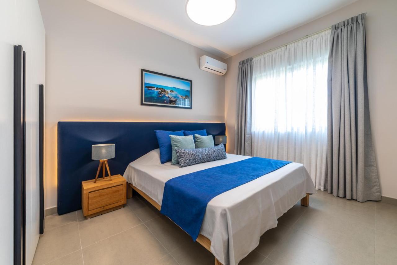 One Bay Residence - Apartment 12 - Apartment In Pereybere Pereybere Beach Exterior photo